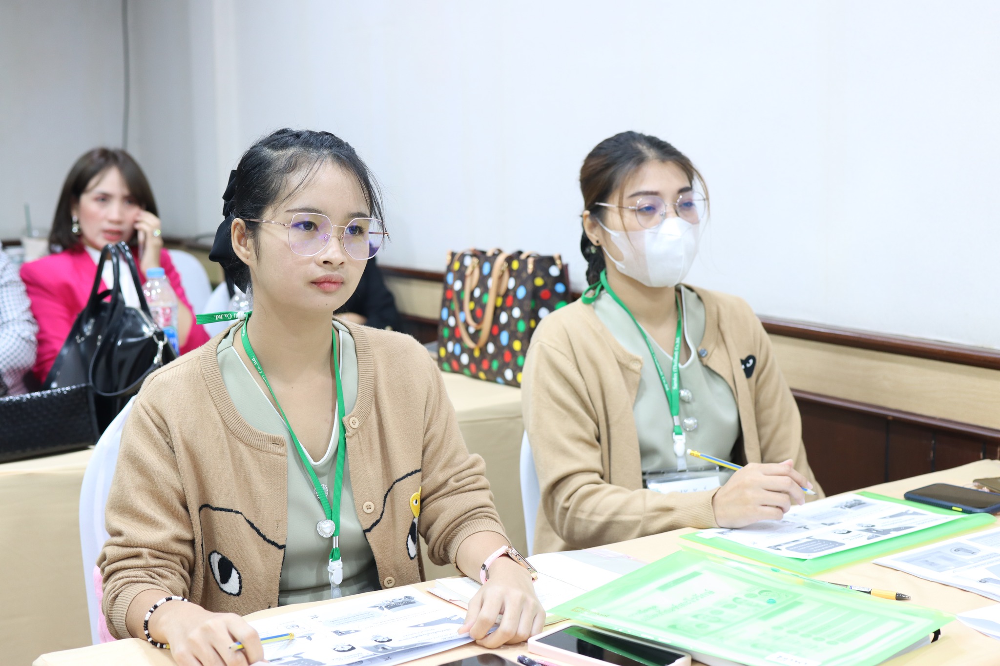 ประมวลภาพการอบรมเชิงปฏิบัติการหลักสูตรการบริหารธุรกิจศูนย์ความงามสะโรรักษ์ รุ่นที่73 ในวันที่ 12 กย.66