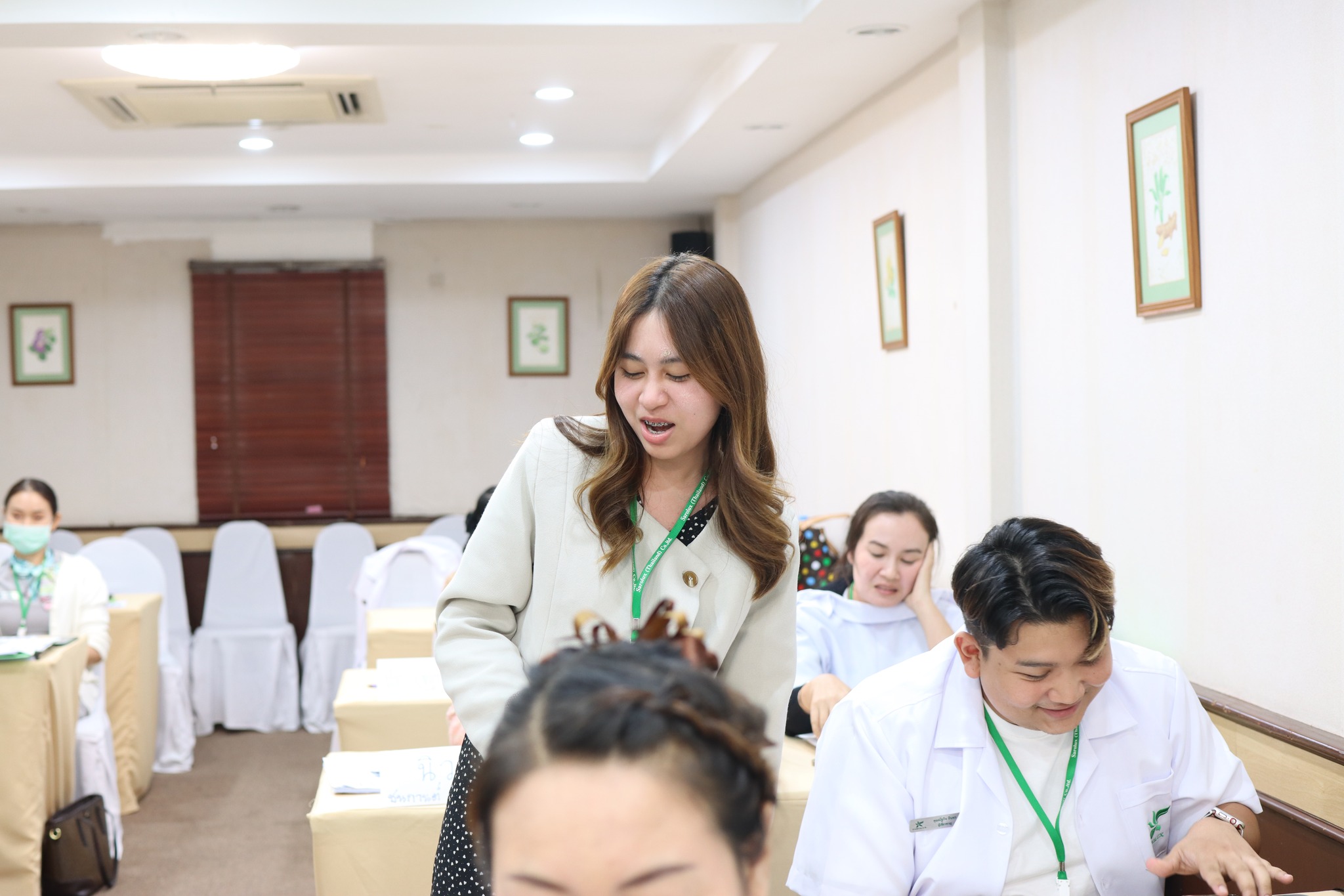 ประมวลภาพการอบรมเชิงปฏิบัติการหลักสูตรการบริหารธุรกิจศูนย์ความงามสะโรรักษ์ รุ่นที่73 ในวันที่ 12 กย.66