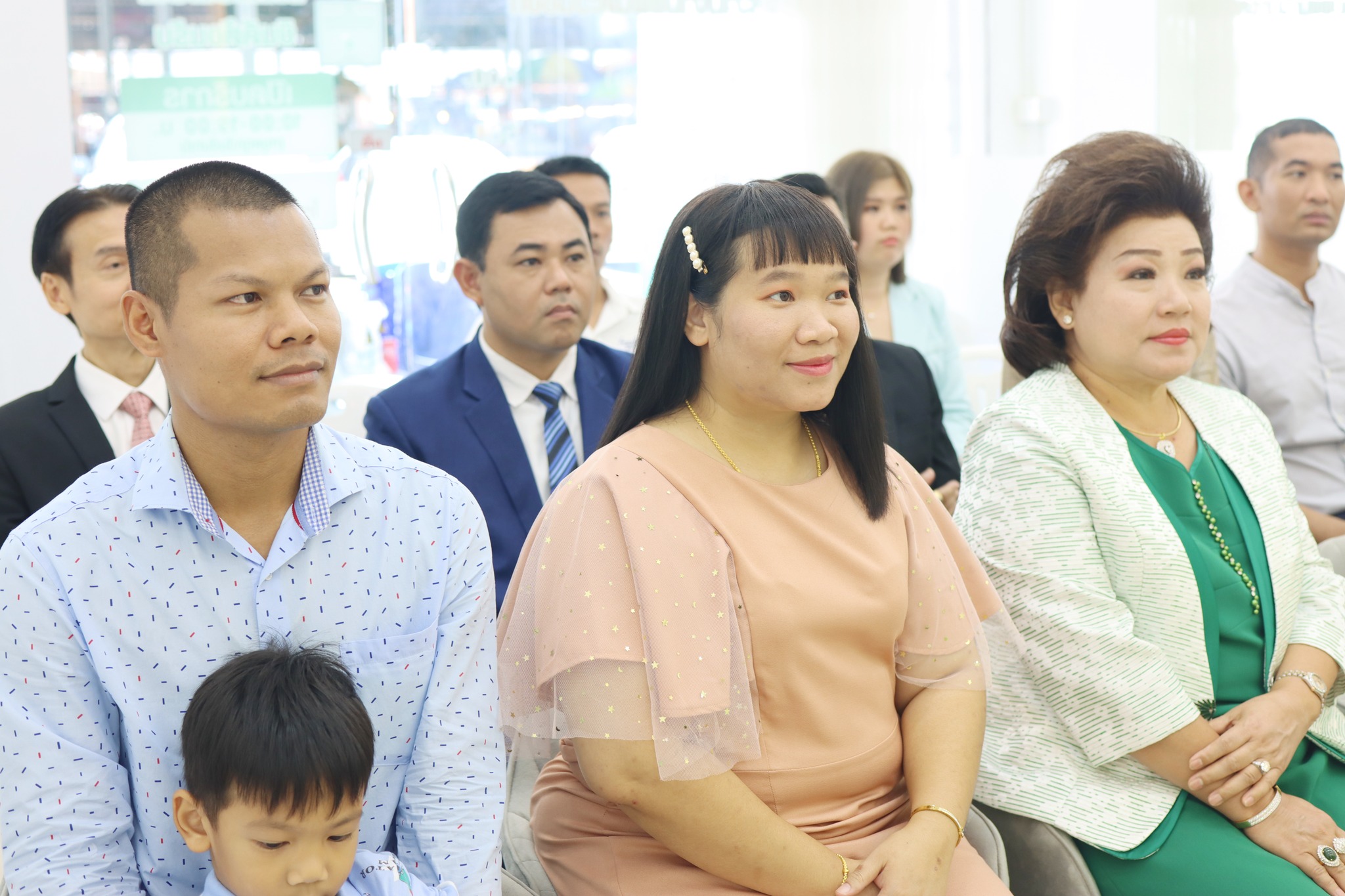 พีธีเปิดศูนย์ความงามสะโรรักษ์สาขาวังน้อย จ.พระนครศรีอยุธยา