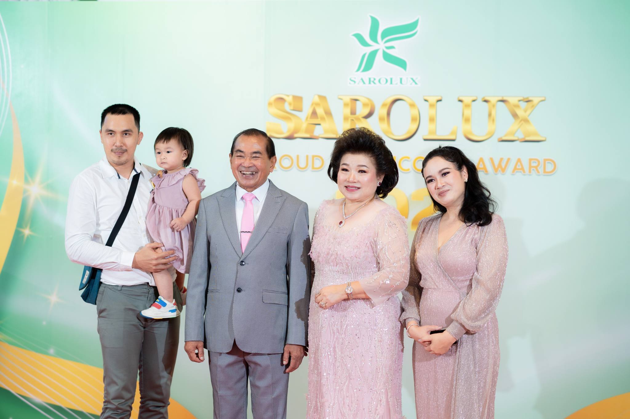 ประมวลภาพสวยในงานวันแห่งความสำเร็จในปี2567 Sarolux Proud of Success Award 2024