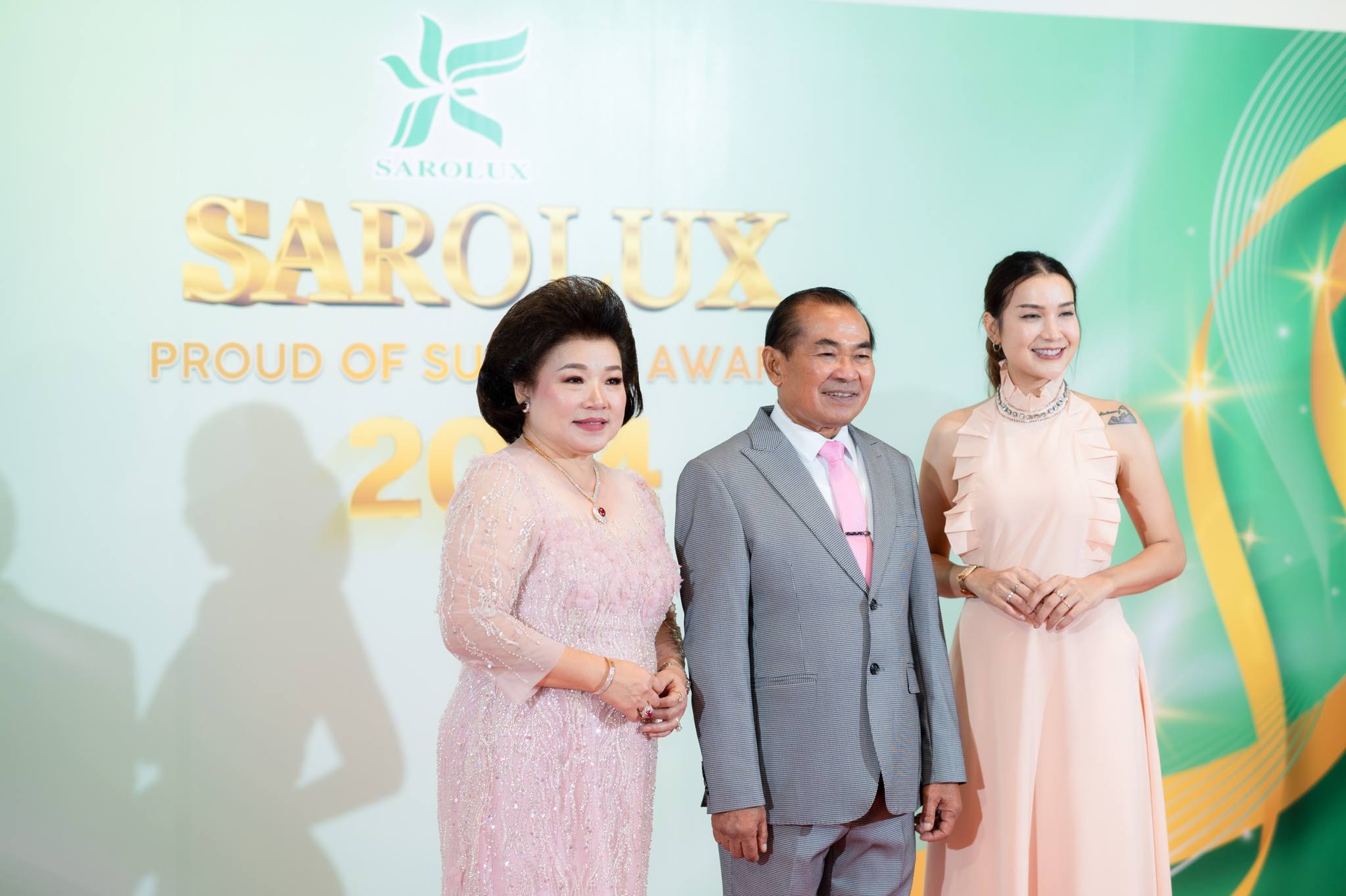 ประมวลภาพสวยในงานวันแห่งความสำเร็จในปี2567 Sarolux Proud of Success Award 2024