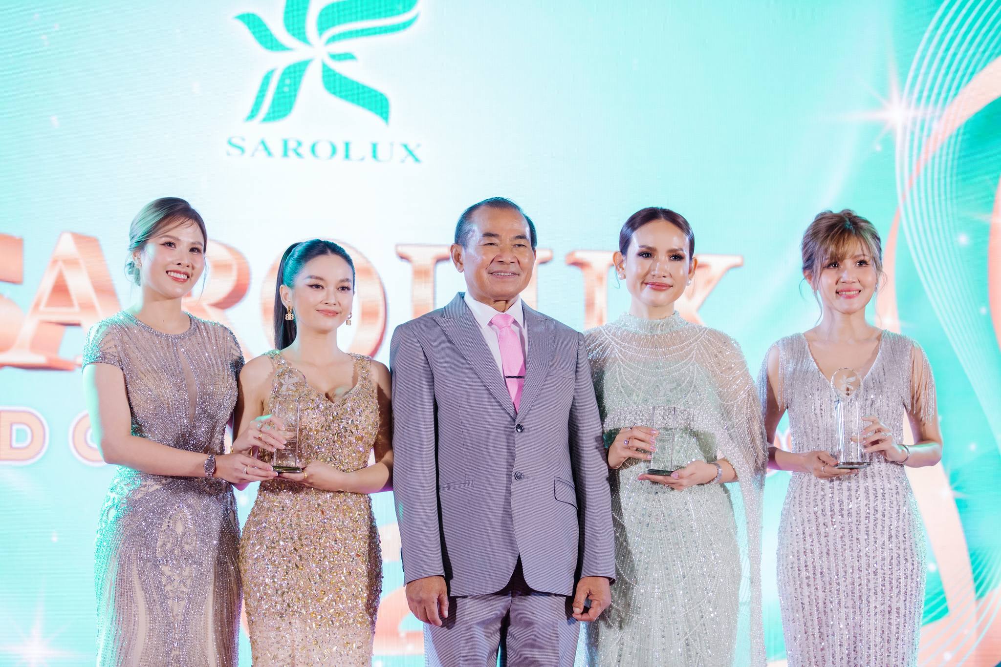 รวมรางวัลงานวันแห่งความสำเร็จ Sarolux Proud of Success Award 2024