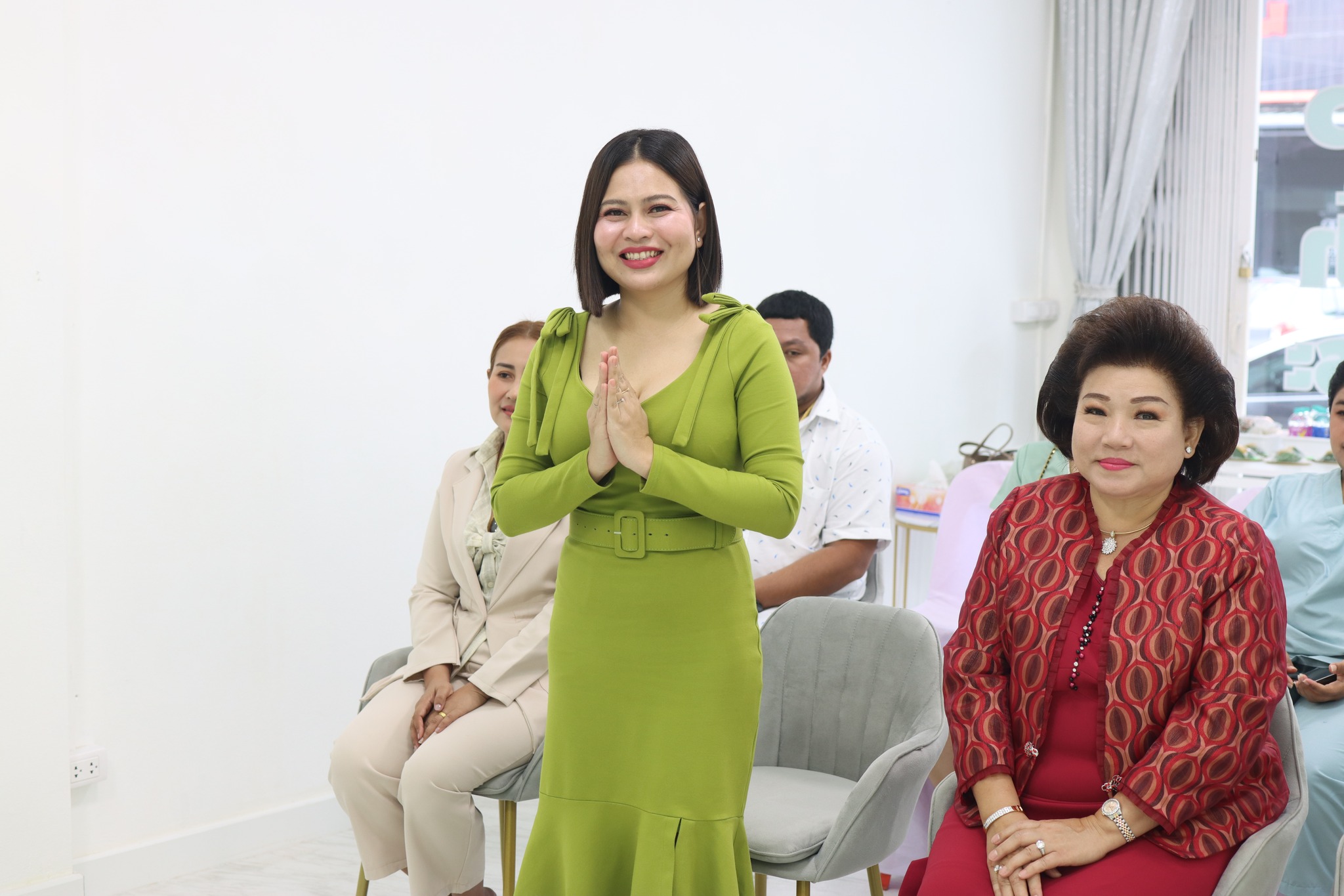 พิธีเปิดศูนย์ความงามสาขา จ.กระบี่