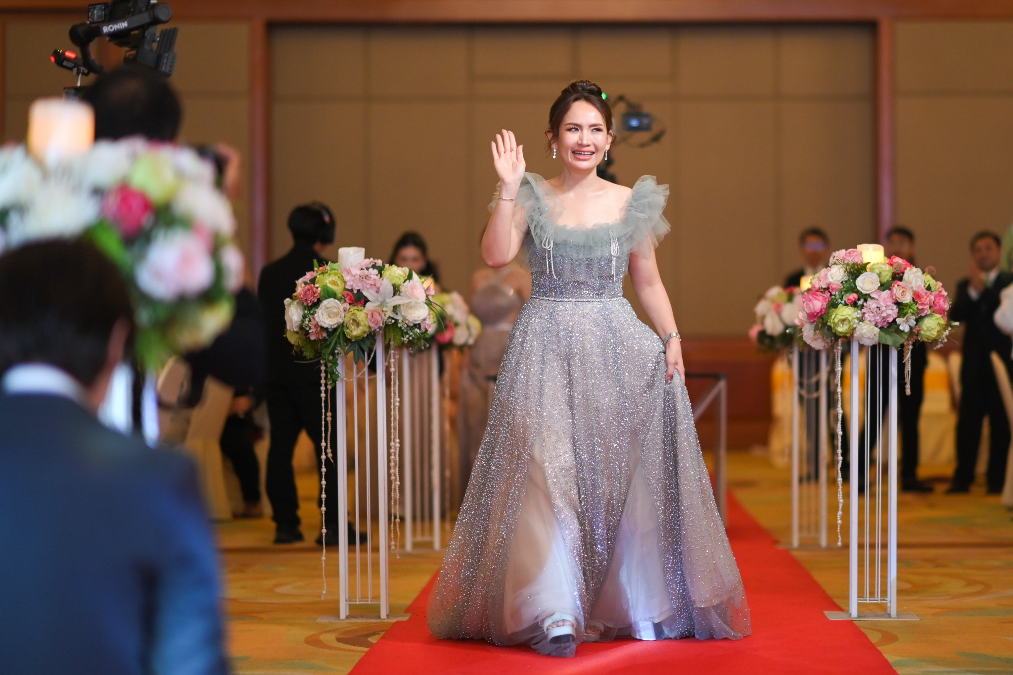 สุดยอดนักบริหารดีเด่น คุณรุ่งนภา นาควิจิตร์ ผู้บริหารศูนย์ฯ สาขากำนันแม้น