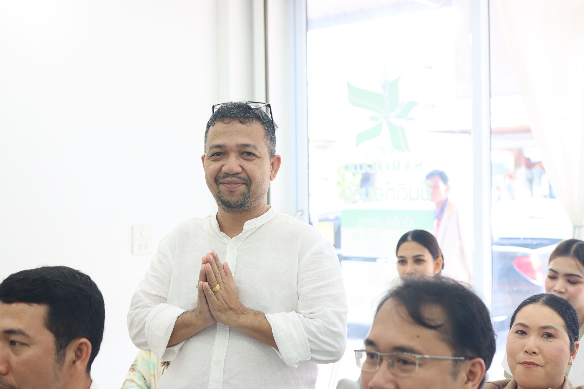 พิธีเปิดศูนย์ความงามสาขา ถนนโฉลกรัฐ จ.สุราษฎร์ธานี