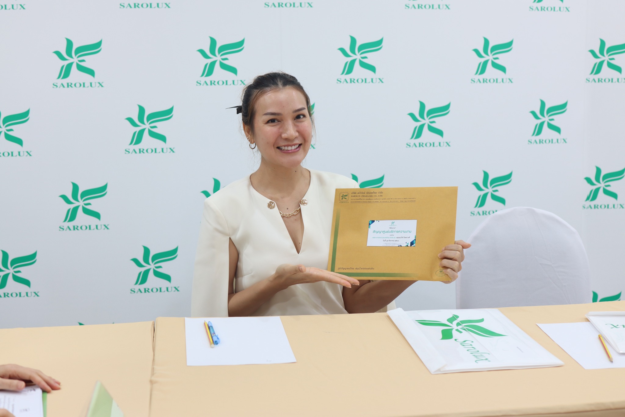 ลงนามทำสัญญาศูนย์ความงามสะโรรักษ์ทั้งหมด 4 ศูนย์