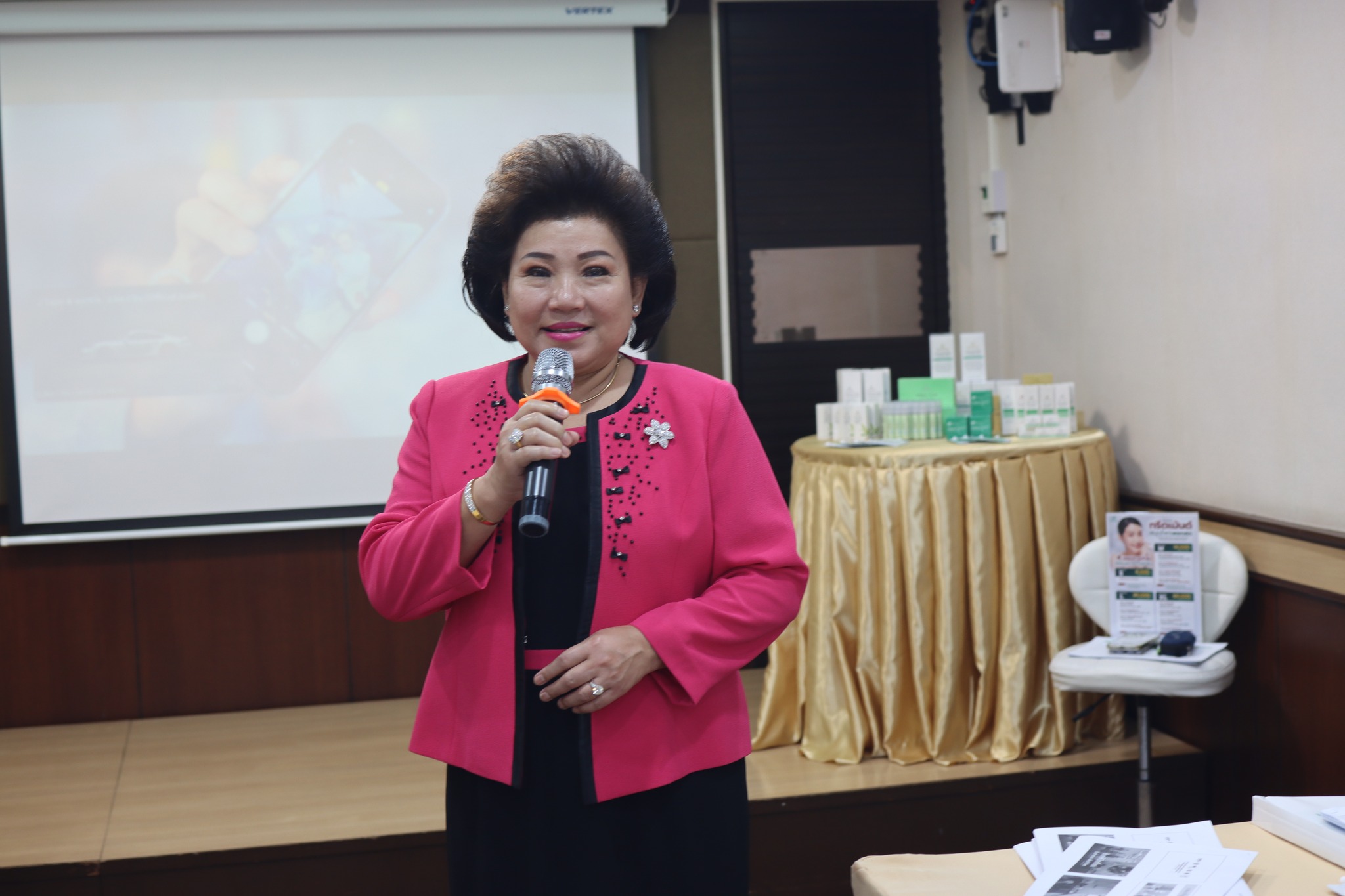 การอบรมเชิงปฎิบัติการหลักสูตรการบริหารศูนย์ความงามสะโรรักษ์ รุ่นที่ 75 วันที่ 16 กันยายน 2568 วันที่ 2
