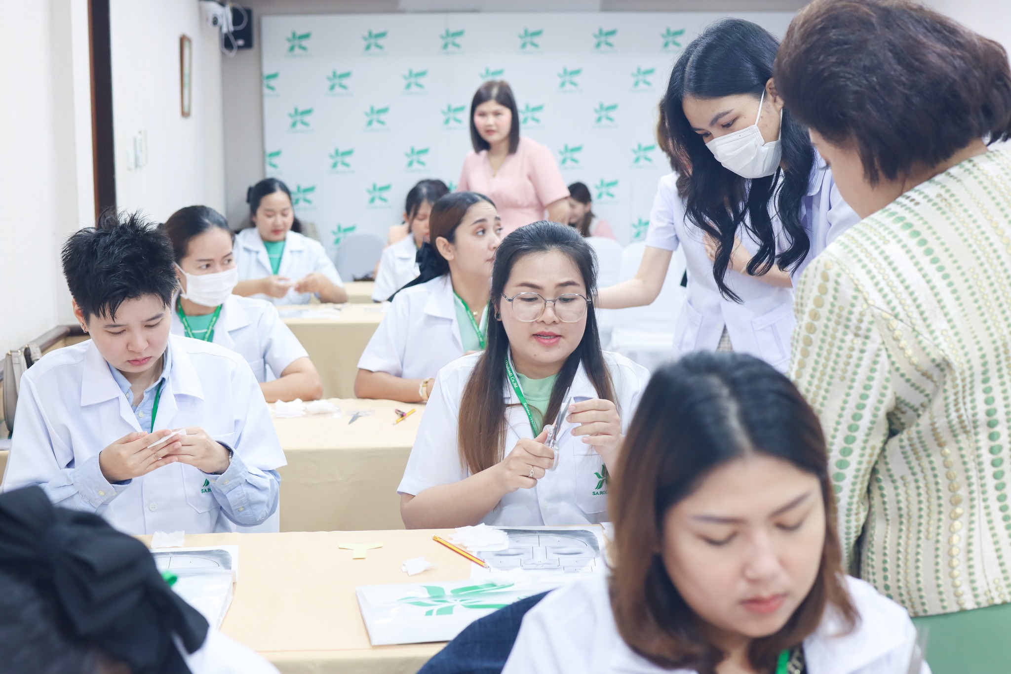 การอบรมเชิงปฎิบัติการหลักสูตรการบริหารศูนย์ความงามสะโรรักษ์ รุ่นที่ 75 วันที่ 17 กันยายน 2568 วันที่ 3