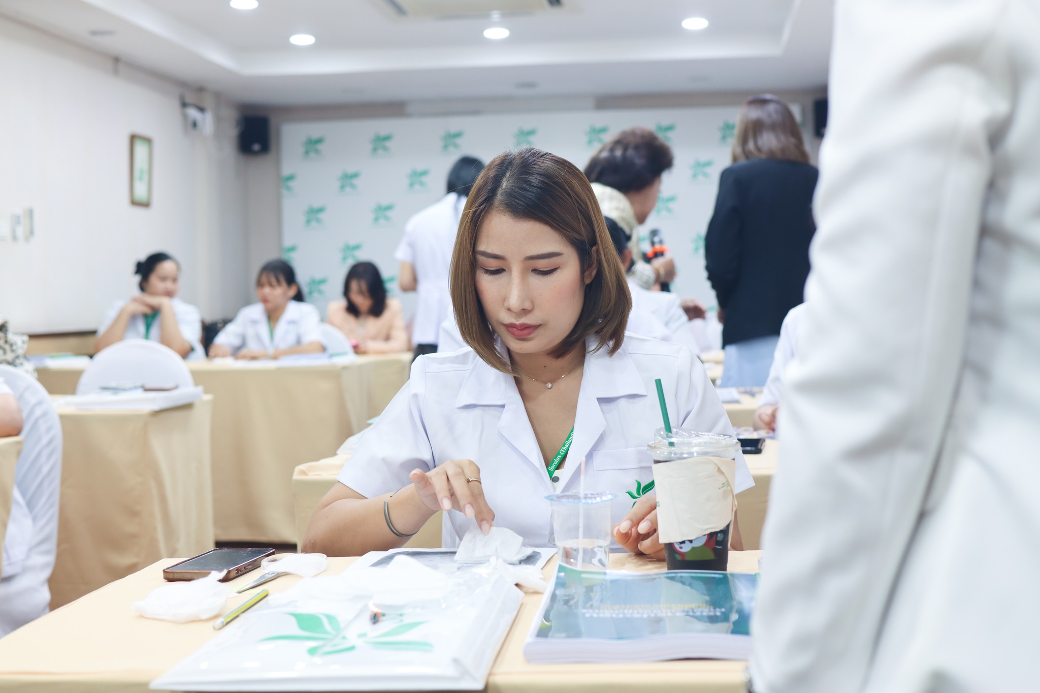 การอบรมเชิงปฎิบัติการหลักสูตรการบริหารศูนย์ความงามสะโรรักษ์ รุ่นที่ 75 วันที่ 17 กันยายน 2568 วันที่ 3
