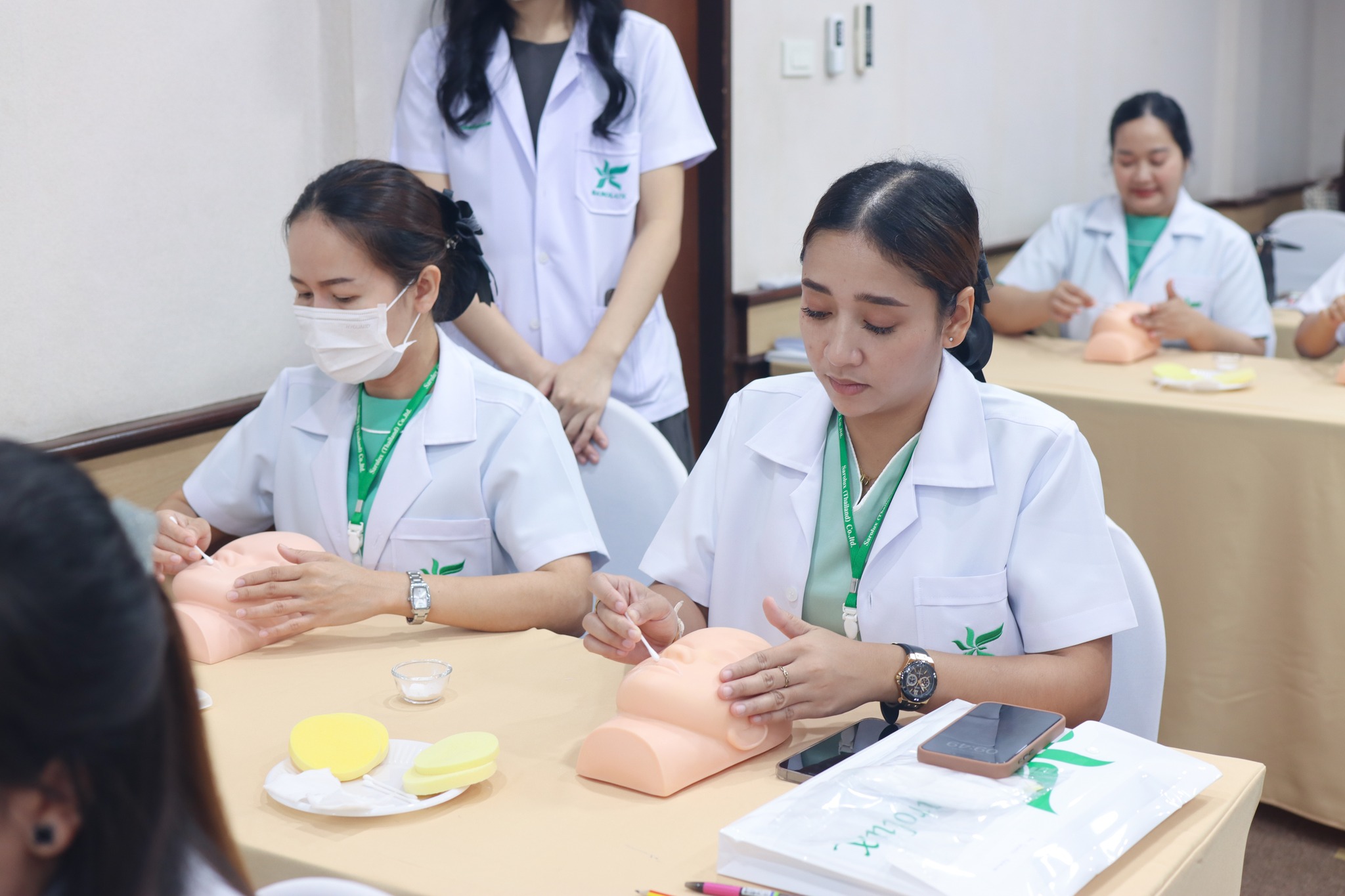 การอบรมเชิงปฎิบัติการหลักสูตรการบริหารศูนย์ความงามสะโรรักษ์ รุ่นที่ 75 วันที่ 17 กันยายน 2568 วันที่ 3