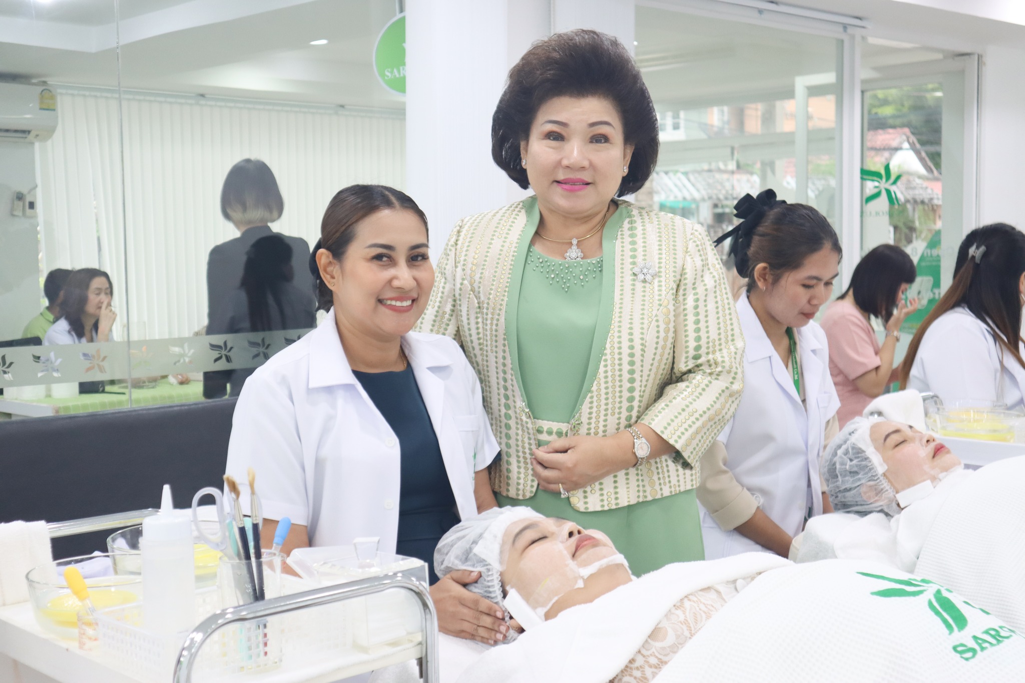 การอบรมเชิงปฎิบัติการหลักสูตรการบริหารศูนย์ความงามสะโรรักษ์ รุ่นที่ 75 วันที่ 17 กันยายน 2568 วันที่ 3