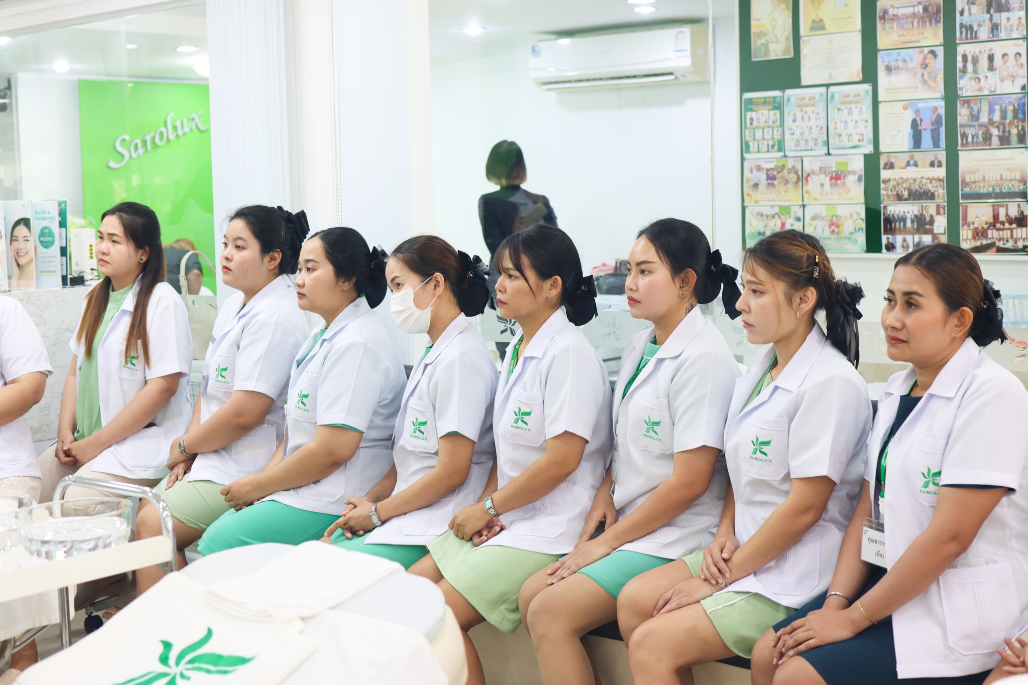 การอบรมเชิงปฎิบัติการหลักสูตรการบริหารศูนย์ความงามสะโรรักษ์ รุ่นที่ 75 วันที่ 17 กันยายน 2568 วันที่ 3