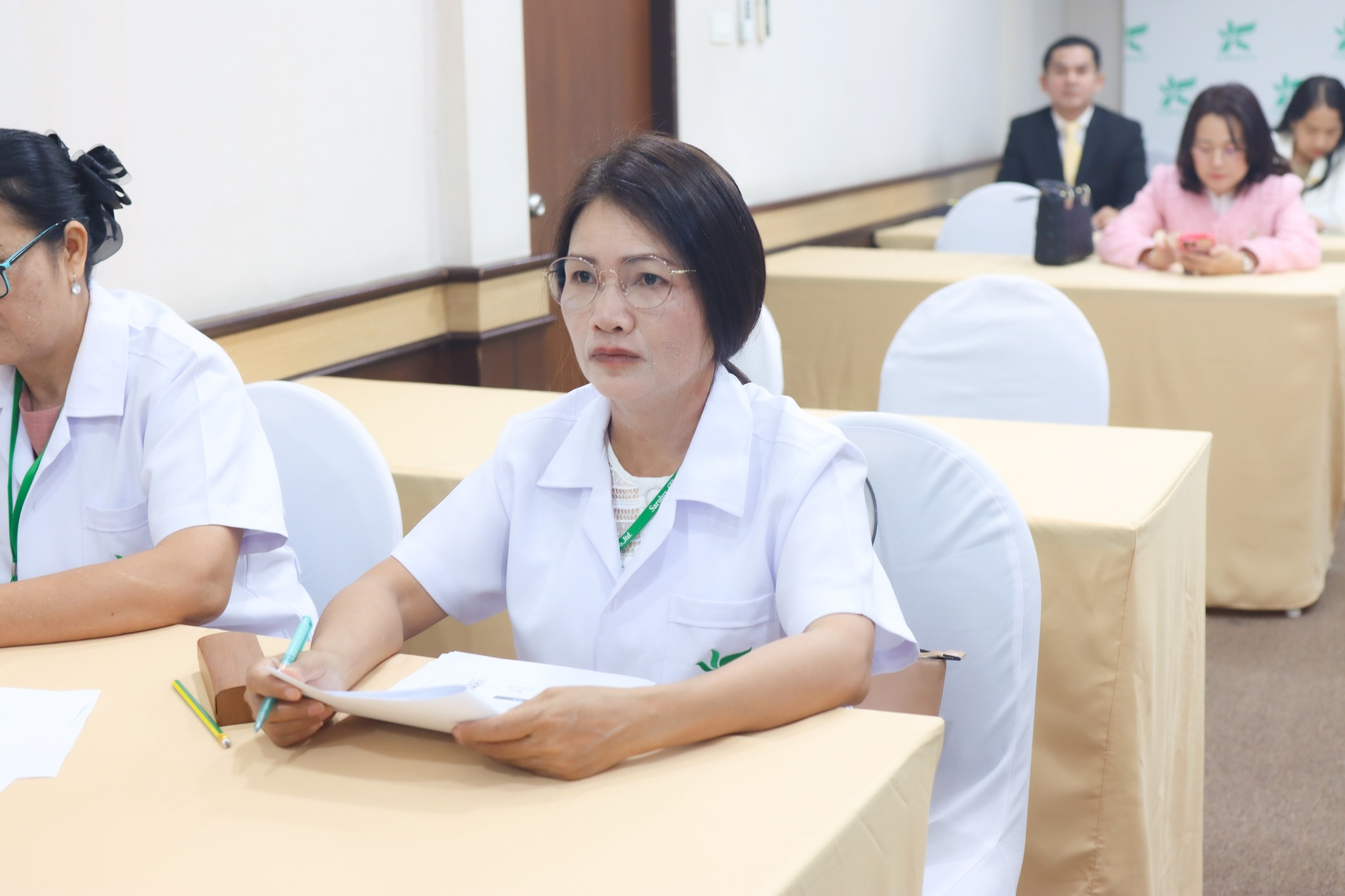 การอบรมเชิงปฎิบัติการหลักสูตรการบริหารศูนย์ความงามสะโรรักษ์ รุ่นที่ 75 วันที่ 18 กันยายน 2568 วันที่ 4