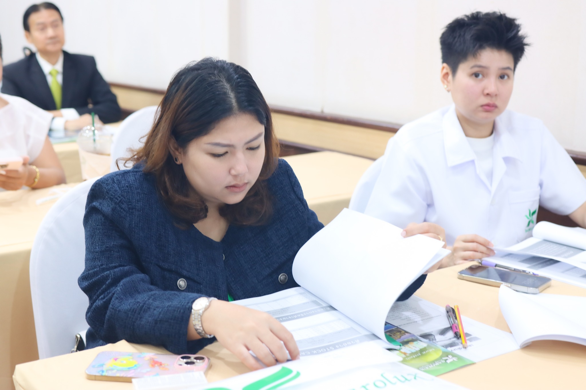 การอบรมเชิงปฎิบัติการหลักสูตรการบริหารศูนย์ความงามสะโรรักษ์ รุ่นที่ 75 วันที่ 18 กันยายน 2568 วันที่ 4